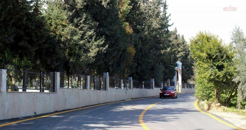 Mersin Büyükşehir Belediyesi, sıcak asfalt serim çalışmalarını sürdürüyor Mersin Büyükşehir Belediyesi Yol Yapım Bakım ve Onarım Dairesi Başkanlığı’na