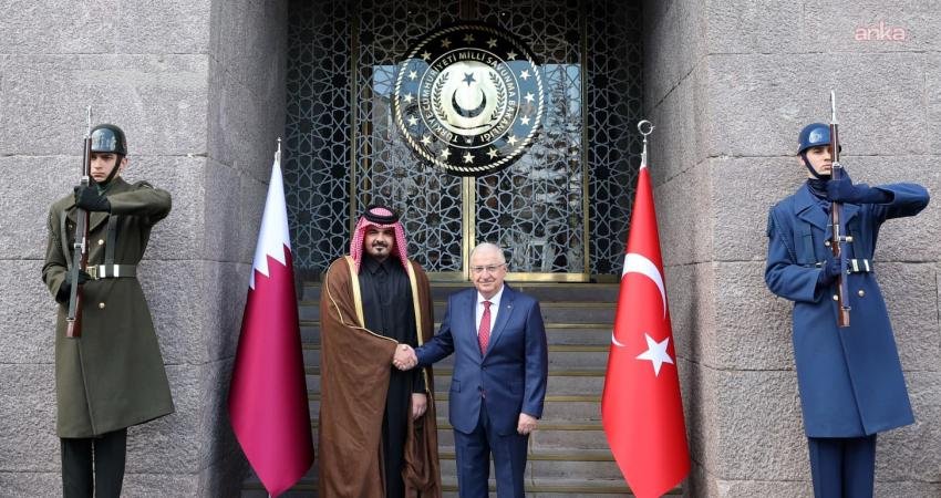 Milli Savunma Bakanı Yaşar Güler, Katar Emiri Şeyh Temim bin
