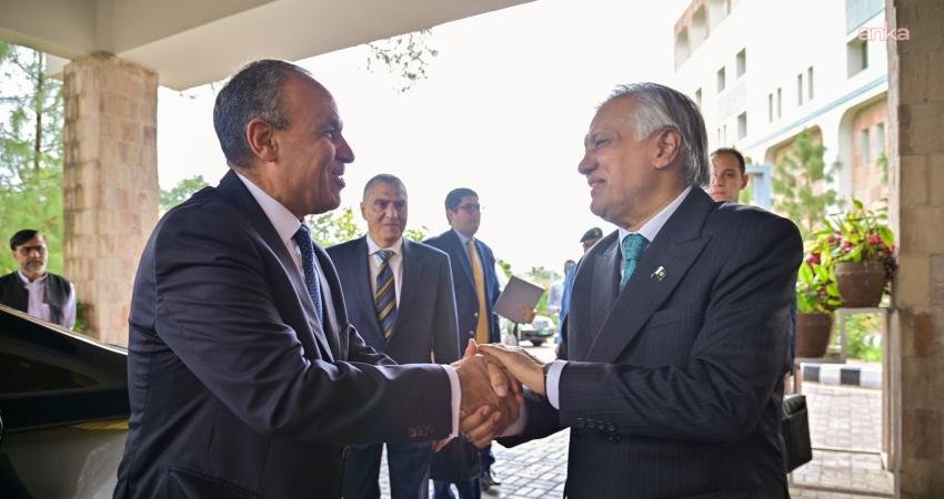 Mısır Dışişleri Bakanı Abdelatty, Pakistan Dışişleri Bakanı Dar ile bir araya geldi Mısır Dışişleri Bakanı Badr Abdelatty, Pakistan Dışişleri Bakanı Muhammad Ishaq