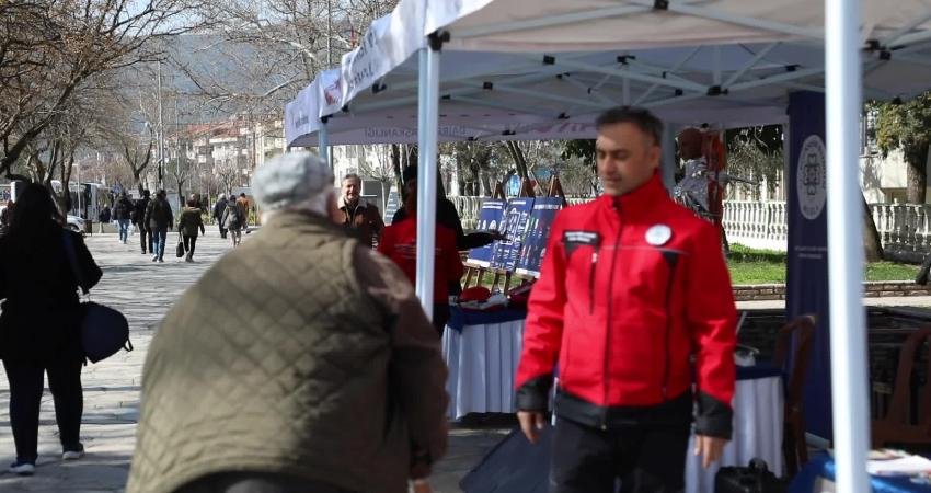 Muğla Büyükşehir Belediyesi’nden Deprem Haftası’nda afet farkındalığı etkinliği Muğla Büyükşehir Belediyesi, 1–7 Mart Deprem Haftası etkinlikleri kapsamında Menteşe