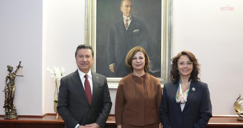 Eskişehir Büyükşehir Belediye Başkanı Ayşe Ünlüce, Muğla Belediye Başkanı Ahmet