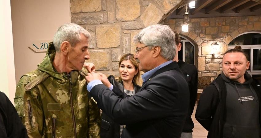 Muğla’da 50 kişi İYİ Parti’ye katıldı Muğla’da İYİ Parti Bodrum İlçe Başkanlığı tarafından düzenlenen toplu katılım