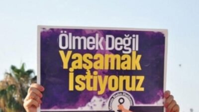 Muğla’nın Kavaklıdere ilçesinde 8 Mart Dünya Kadınlar Günü’nde bir kadın,