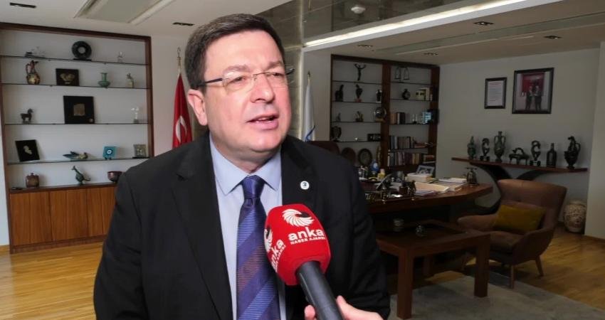 Muharrem Erkek: Hukuk devleti mi, keyfilik mi? Böyle bir süreçteyiz. Onun için bu mitingler çok önemli” Çanakkale Belediye Başkanı Muharrem Erkek, yarın Çanakkale'de gerçekleştirilecek 100'üncü "Millet İradesine