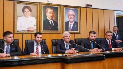 İYİ Parti Genel Başkanı Müsavat Dervişoğlu, İYİ Parti Gençlik Kolları