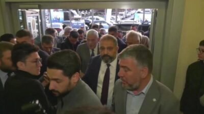 İYİ Parti Genel Başkanı Müsavat Dervişoğlu, partisinin İstanbul'da düzenlediği iftar