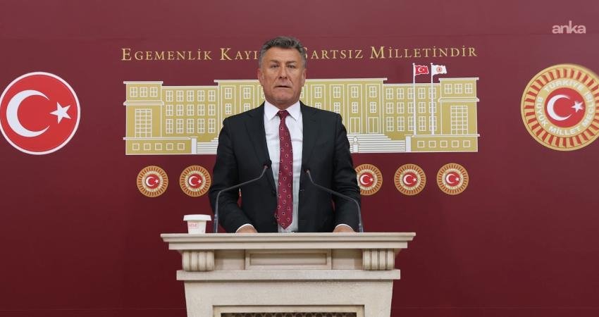 Mustafa Bozbey’in gözaltına alınması… Orhan Sarıbal: “Demokrasi ve adalet için bu rejimle mücadeleden bir adım geri atmayacağız” CHP Bursa Milletvekili Orhan Sarıbal, Bursa Büyükşehir Belediye Başkanı Mustafa
