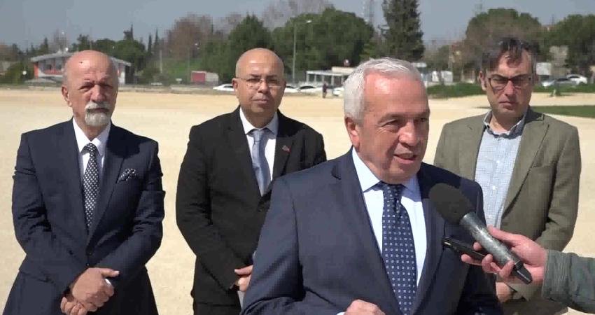 Nilüfer Belediye Başkanı Şadi Özdemir, Fatih Sultan Mehmet Bulvarı üzerindeki 'hastane