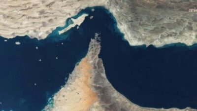 NYT: “ABD’nin Özel Kuvvetler güçleri, Hürmüz Boğazı için konuşlandırılabilir” The New York Times (NYT) gazetesi, "Washington yönetiminin, Hürmüz Boğazı’nın