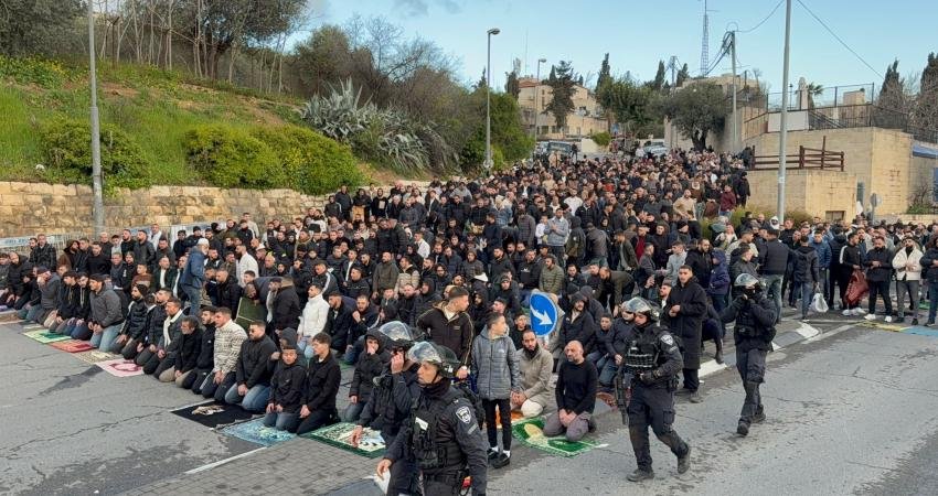 Ramazan Bayramı’nın ilk günü Orta Doğu genelinde çatışmaların gölgesinde geçiyor.
