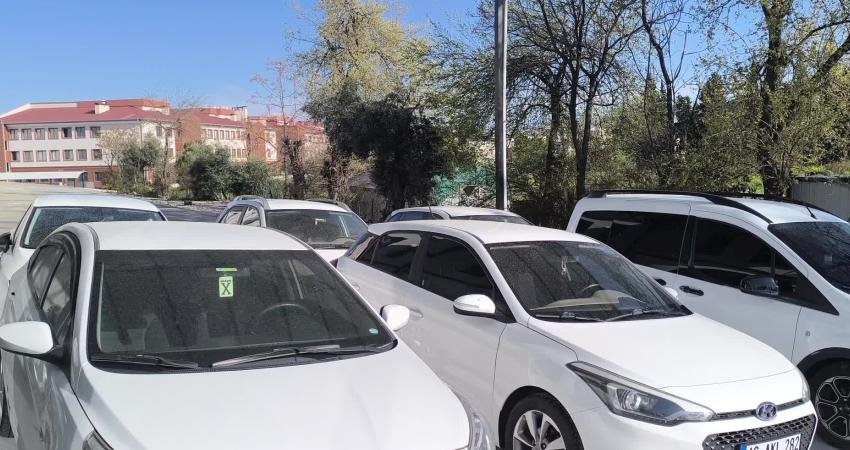 Osmaniyeli galerici: “Mazot zamları dizel araçların alım satımını olumsuz etkiledi” Mazota gelen üst üste gelen zamlar nedeniyle galericiler dizel araç