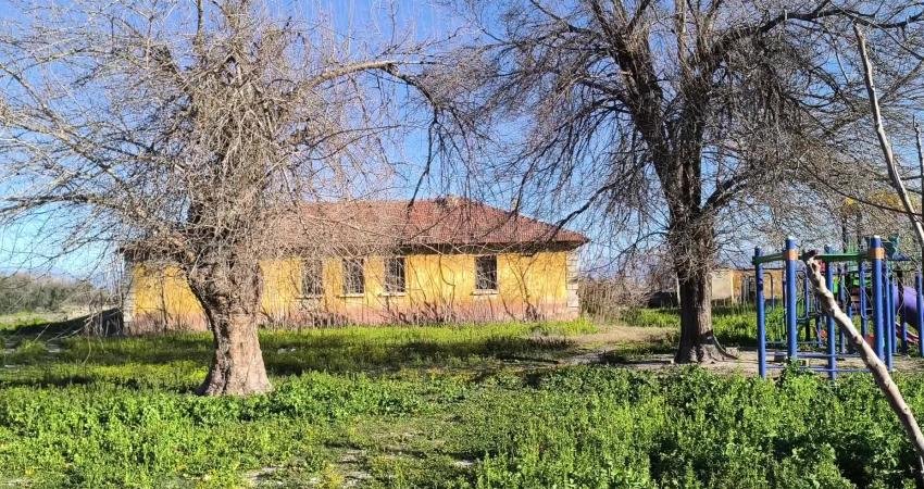 Osmaniye'nin Kadirli ilçesi Çınar köyü sakinleri, Milli Eğitim Bakanı Yusuf