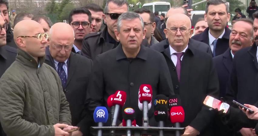 Özgür Özel: “CHP’nin adayı, Erdoğan’ın karşısında yüzde 60’ın altında oy alırsa seçim sonucunu başarısızlık sayacağım” CHP Genel Başkanı Özgür Özel, Sincan Cezaevi’nde tutuklu bulunan Bolu