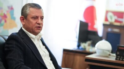 CHP Genel Başkanı Özgür Özel, Meclis Başkanı Numan Kurtulmuş ve 15