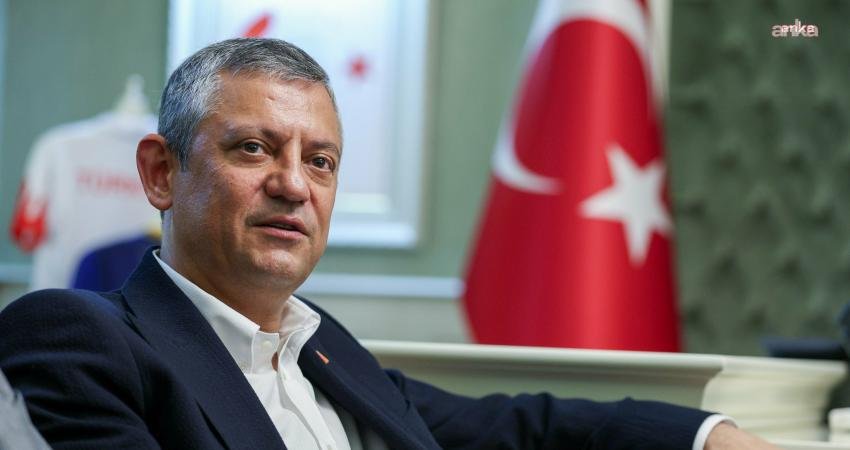 CHP Genel Başkanı Özgür Özel, Ramazan Bayramı dolayısıyla önceki Cumhurbaşkanları