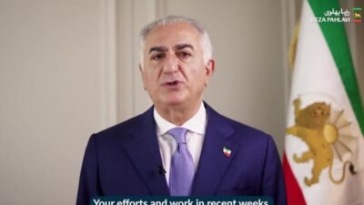 Devrik İran Şahı Muhammed Rıza Pehlevi'nin sürgündeki oğlu Rıza Pehlevi,