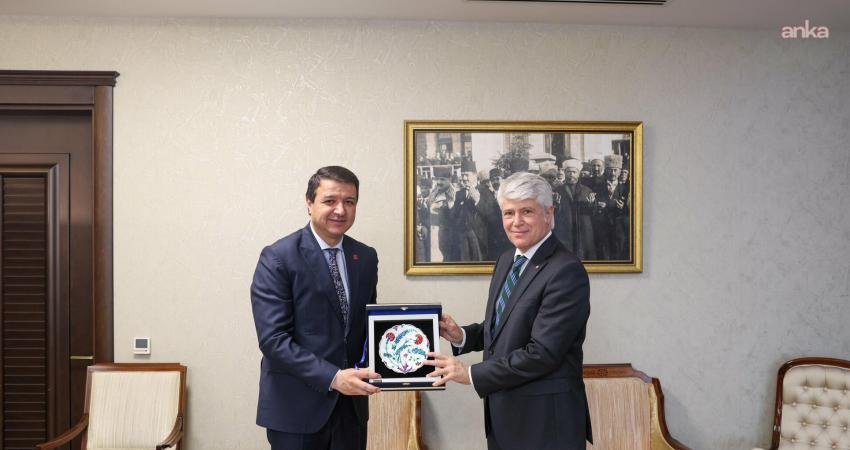 Saadet Partisi Genel Başkanı Mahmut Arıkan, İsviçre’nin Ankara Büyükelçisi Guillaume