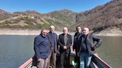 Ayvacık Ziraat Odası Başkanı Erdal Avcı, ilçede 2B arazileri için