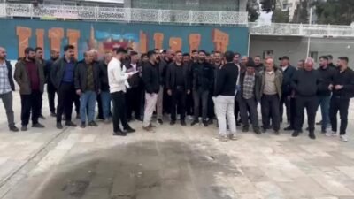 Şanlıurfa’da faaliyet gösteren Mercan İplik fabrikasında çalışan işçiler, ücret ve