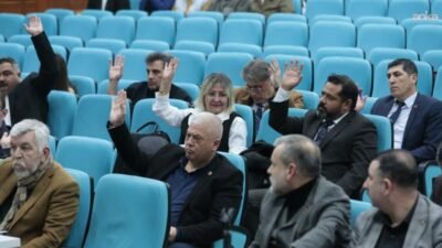 Konak Belediye Meclisi'nde, Balıkesir’de F-16 uçağının kaza kırıma uğraması sonucu