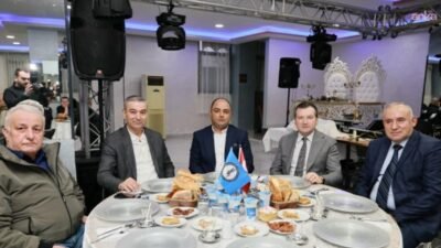 Siliviri Belediye Başkanı Balcıoğlu, Zonguldak-Bartın ve İlçeleri Sosyal Yardımlaşma Derneği iftarına katıldı Silivri Belediye Başkanı Bora Balcıoğlu, Zonguldak-Bartın ve İlçeleri Sosyal Yardımlaşma