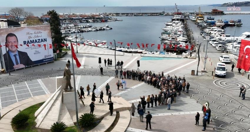 Silivri Belediye Başkanı Balcıoğlu, Atatürk’ün manevi huzuruna çelenk bıraktı Silivri Belediye Başkanı Bora Balcıoğlu, ilçede faaliyet gösteren sağlık kuruluşları