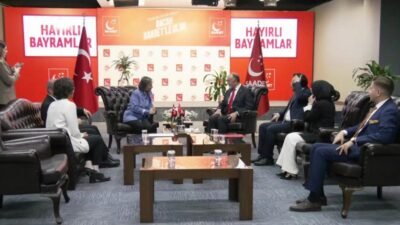 Ramazan Bayramı dolayısıyla gerçekleştirilen siyasi partiler arası bayramlaşma kapsamında DEM Parti