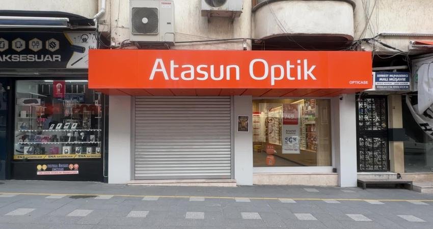 Soma’da termik santral protestosu: Esnaf kepenk indirdi, santrale yürüdü Soma Termik Santrali’nde dört ünitenin faaliyetinin durdurulması ve işçilerin ücretsiz