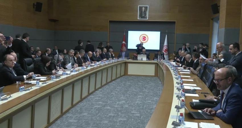 Tarım, Orman ve Köyişleri Komisyonu… CHP’li Sarıbal: “Bu teklif gündemden çekilmeli, asıl gündem mazot ve gübre olmalı” TBMM Tarım, Orman ve Köyişleri Komisyonu’nda AK Parti’nin hobi bahçeleri ve ormanlık