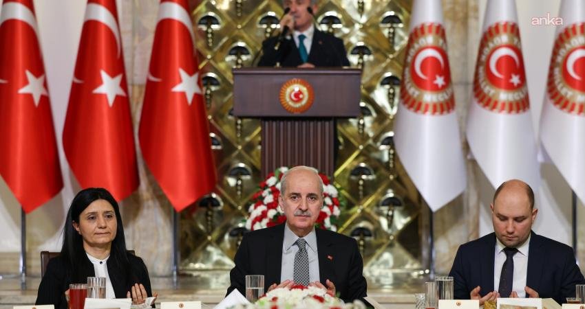 TBMM Başkanı Kurtulmuş: Bu coğrafyada millet olarak çok güçlü olmamız lazım TBMM Başkanı Numan Kurtulmuş, bölgede yaşanan gelişmelere ilişkin, "Bu coğrafyada