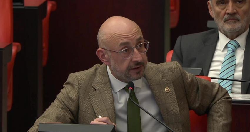 İYİ Parti Grup Başkanvekili Uğur Poyraz, "Dün hava sahamızda etkisiz hale