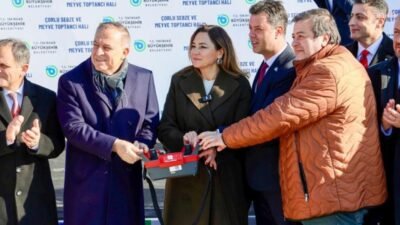 Tekirdağ Büyükşehir Belediyesi, Çorlu Sebze ve Meyve Toptancı Hali’nin temelini attı Tekirdağ Büyükşehir Belediyesi, Çorlu’daki sebze-meyve tedarik zincirini düzenli, hijyenik ve