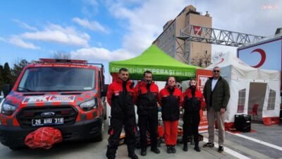 Tepebaşı Arama Kurtarma ekibi, 1-7 Mart Deprem Haftası kapsamında öğrencilerle