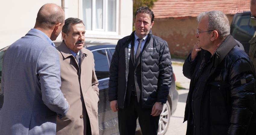 Tepebaşı Belediye Başkanı Ataç’tan Alınca Mahallesi’ne ziyaret Tepebaşı Belediye Başkanı Ahmet Ataç, mahalle ziyaretleri kapsamında Alınca Mahallesi Muhtarı