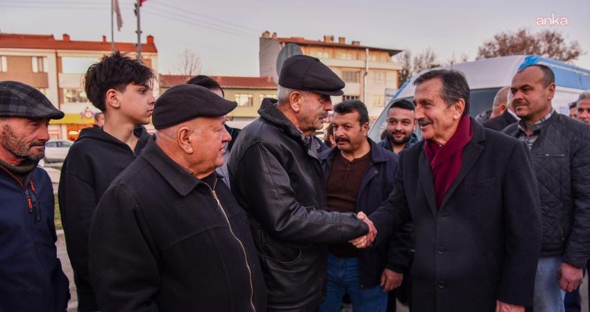 Tepebaşı Belediyesi’nin Muttalip Mahallesi’nde düzenlediği sokak iftarında, 2 bin vatandaş