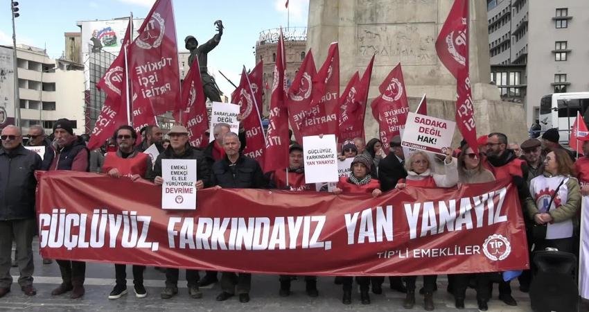 TİP’li emekliler Ankara’da sokağa çıktı: “Emeklinin onuru iktidarı yenecek” Türkiye İşçi Partili emekliler, Ulus Atatürk Heykeli önünde yaptıkları basın