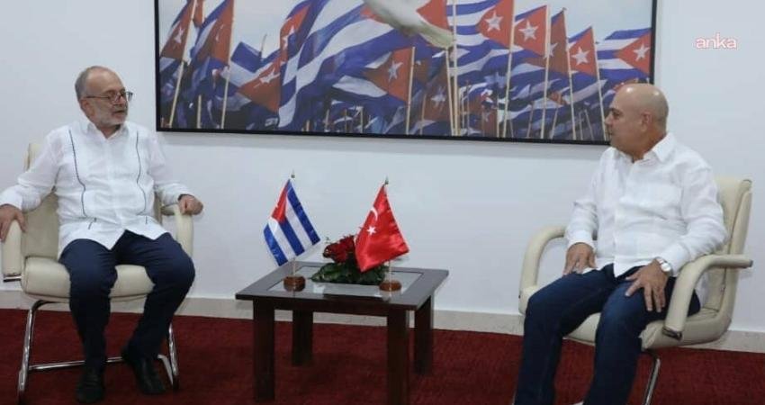 Türkiye Komünist Partisi (TKP) heyeti, Küba'yı ziyaret etti. Ziyaret sonrası