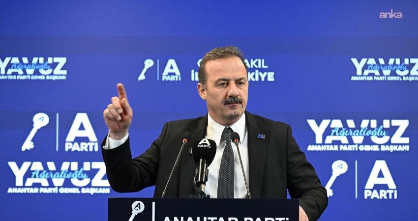 Anahtar Parti Genel Başkanı Yavuz Ağıralioğlu, Tokat'ın Niksar ilçesinde meydana
