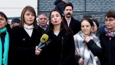 DEM Parti Eş Genel Başkanı Tülay Hatimoğulları, beynindeki kitle nedeniyle Çapa