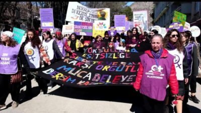 Tunceli’de Dersim Kadın Platformu tarafından 8 Mart Dünya Kadınlar Günü’ne