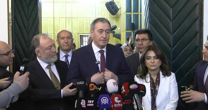 DEM Parti Eş Genel Başkanı Tuncer Bakırhan, "Hızlanmamız gereken bir