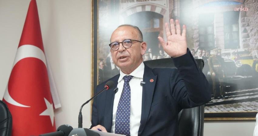 Turgutlu Belediye Başkanı Akın: “Savaşın bir kazananı olmasa dahi kaybedenleri her zaman siviller oluyor” Turgutlu Belediye Başkanı Çetin Akın, mart ayı meclis toplantısında yaptığı