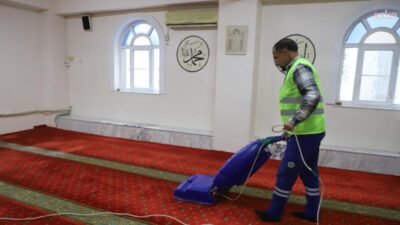 Turgutlu Belediyesi, Ramazan Bayramı öncesi vatandaşların ibadetlerini temiz ve hijyenik