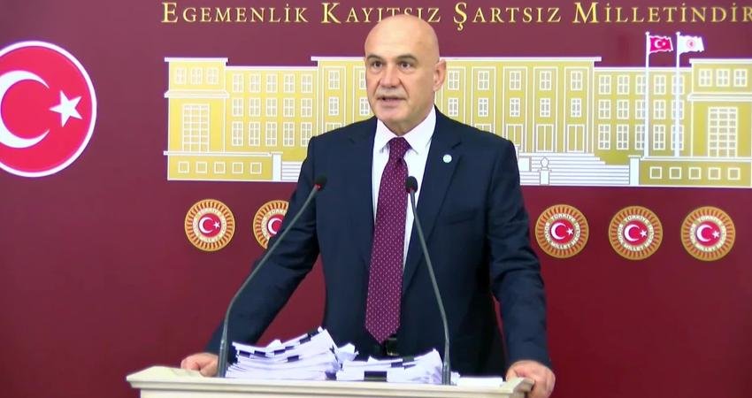 İYİ Parti Grup Başkanvekili Turhan Çömez, "2019 yılında S-400'ler Türkiye'ye intikal