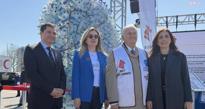 Türk Böbrek Vakfı (TBV), Dünya Böbrek Günü kapsamında Kadıköy İskele