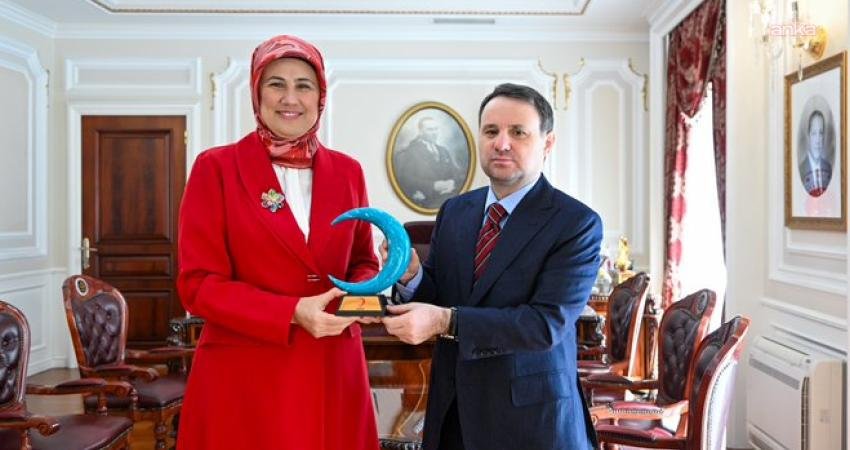 Türk Kızılay Genel Başkanı Fatma Meriç Yılmaz, Adalet Bakanı Akın