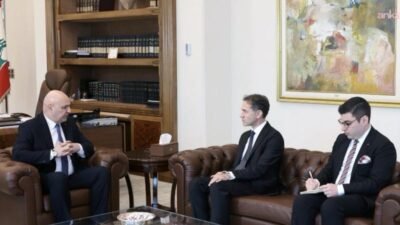 Türkiye'nin Beyrut Büyükelçisi Murat Lütem, Lübnan Cumhurbaşkanı Joseph Avn tarafından