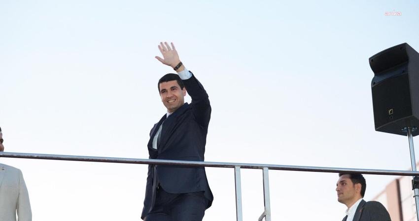 Tutuklu Avcılar Belediye Başkanı Çaykara: “14 ay görev yaptım, 10 aydır tutukluyum. 15 metrekare hücremde umudum hiç eksilmedi” Belediyelere yönelik operasyonda tutuklanan ve görevden uzaklaştırılan Avcılar Belediye Başkanı