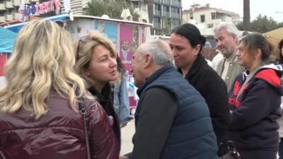 Kuşadası Belediye Başkanı Ömer Günel’in eşi Duygu Günel, kent merkezinde