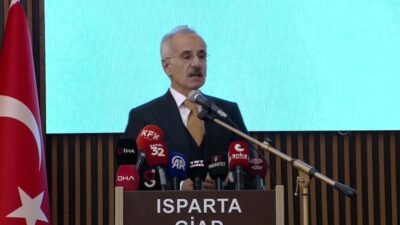 Ulaştırma ve Altyapı Bakanı Abdulkadir Uraloğlu, Hürmüz Boğazı'ndaki riskler nedeniyle